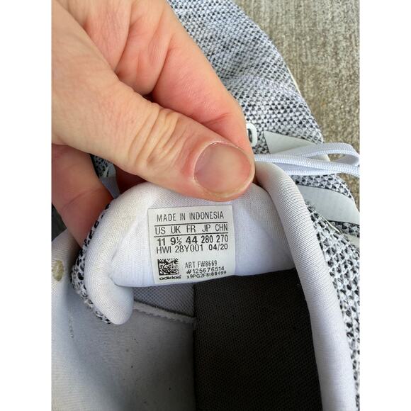 Adidas Women's Gray Knit Running Shoes Size 11 FW8669 - Picture 6 of 6